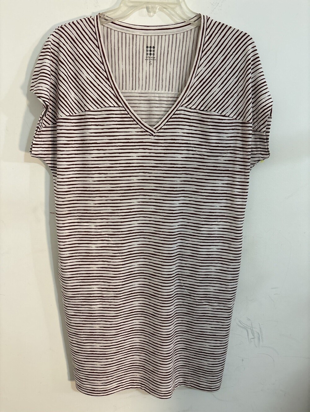 Title Nine $89 Hiolani V-Neck Tee Shirt Dress Brown Painted Stripe Small NEW